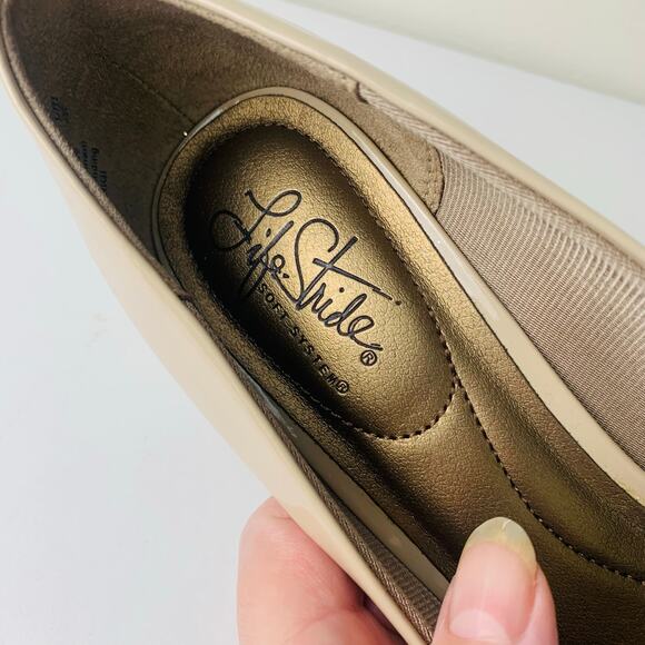 Life Stride Sz 9 Soft System Parigi Kitten Heel Pumps Beige Nude Slip On Comfort - Picture 7 of 13
